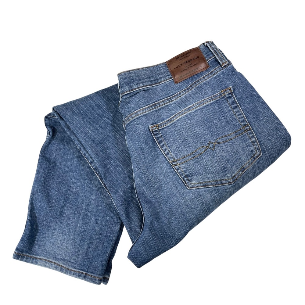 Lucky Brand 40/32(31.5) Blue 221 Straight Leg Jeans Medium Wash Denim Americana